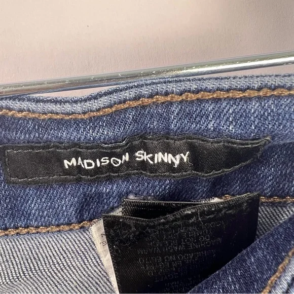 Jones New York Madison Skinny Jeans Blue Denim Mid Rise Stretch Size 6 - Picture 5 of 10